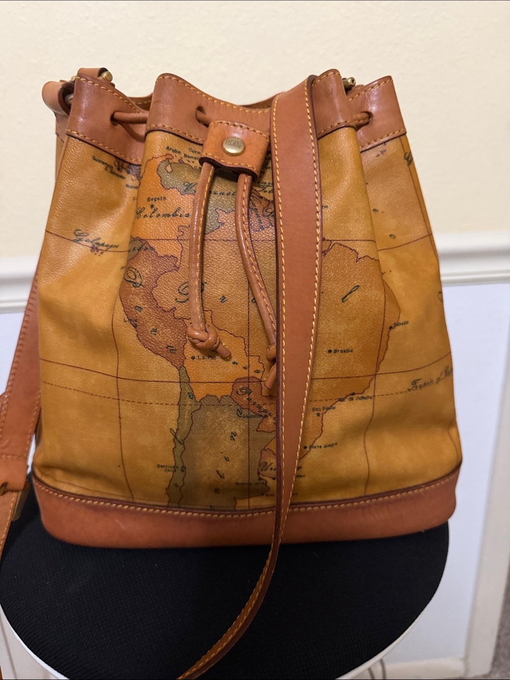 Alviero Martini - Map-Print Tan Drawstring Shoulder Bag EXCELLENT CONDITION